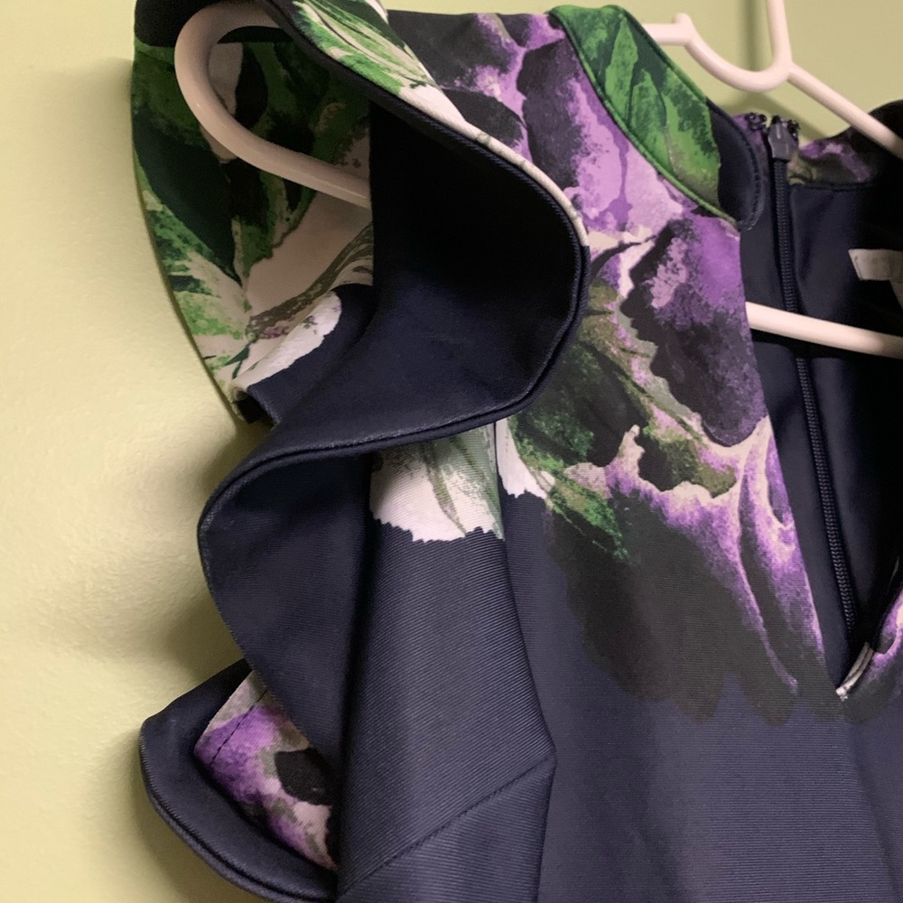 SOLD New York Company Women Ruffled-Sleeve Dress - Picture 7 of 8